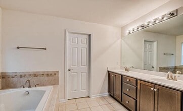 49 Campbell St in South Plainfield, NJ - Building Photo - Building Photo