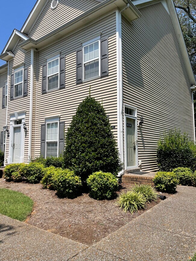 407 Newport Meadows Cir in Thompson's Station, TN - Building Photo - Building Photo