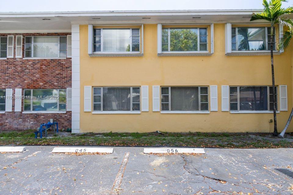 5840 NE 22nd Way in Fort Lauderdale, FL - Building Photo