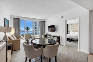 4385 Collins Ave, Unit SI ID1540546P in Miami Beach, FL - Building Photo
