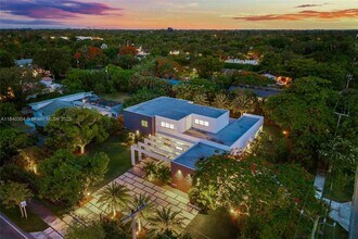 7660 SW 124th St in Miami, FL - Building Photo - Building Photo