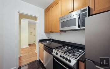 Jane Street in New York, NY - Building Photo - Building Photo