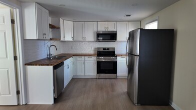 203 17th St in Tybee Island, GA - Building Photo - Building Photo