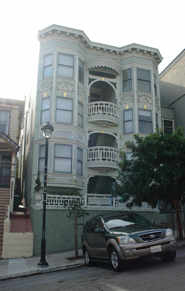 751 Waller St in San Francisco, CA - Building Photo - Building Photo