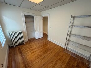 246 Highland Ave, Unit 2 in Somerville, MA - Foto de edificio - Building Photo