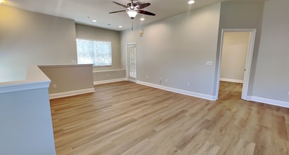 2001 Crestdale Ln in Lake Mary, FL - Building Photo - Building Photo