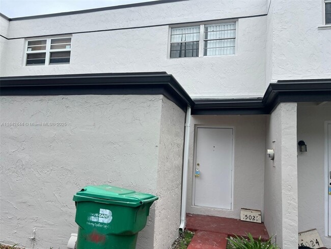 15022 SW 80th Terrace in Miami, FL - Building Photo - Building Photo