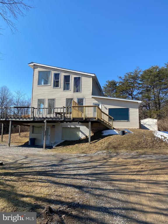 property at 856 Spriggs Rd