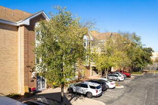 Glen Shore South & North in Glenview, IL - Building Photo