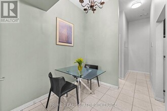 366 Richmond St in London, ON - Building Photo - Building Photo