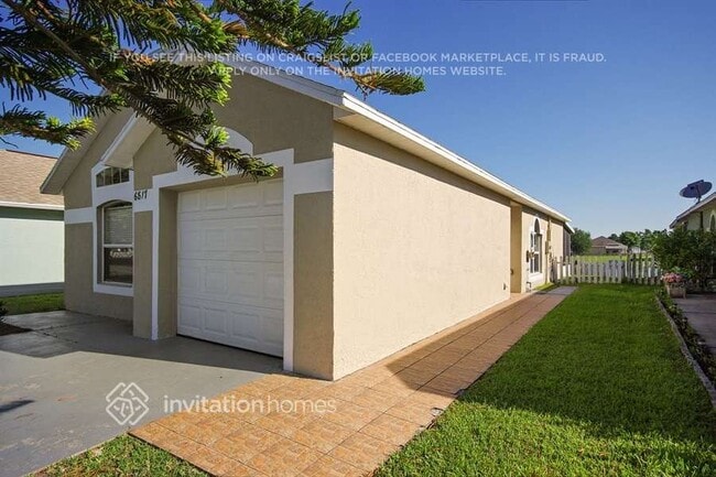6817 Ebans Bend in Orlando, FL - Foto de edificio - Building Photo