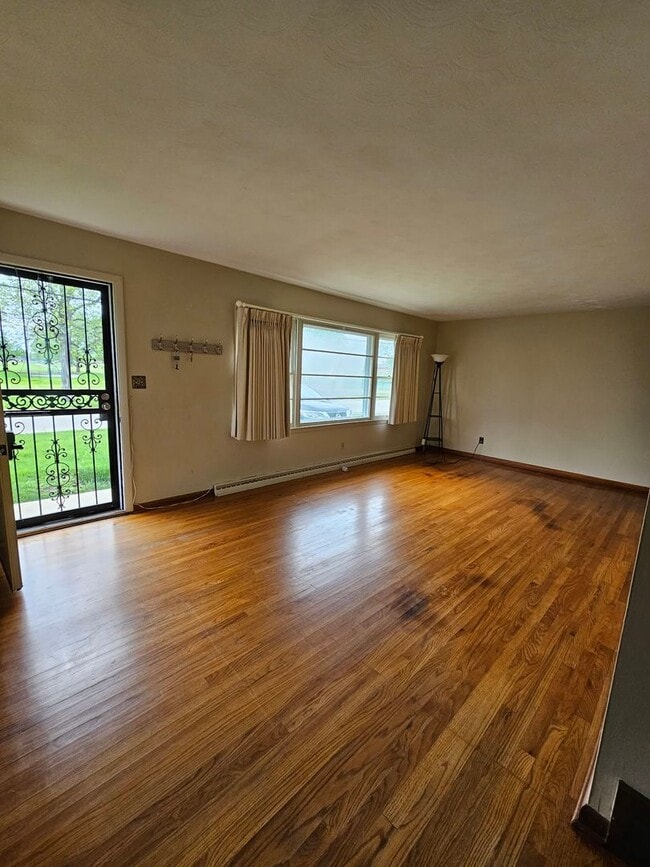 28 Phillips Dr in Decatur, IL - Building Photo - Building Photo