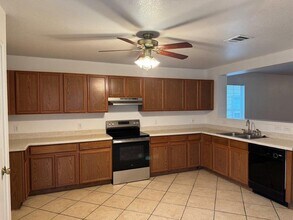 13718 Merseyside Dr in Pflugerville, TX - Building Photo - Building Photo