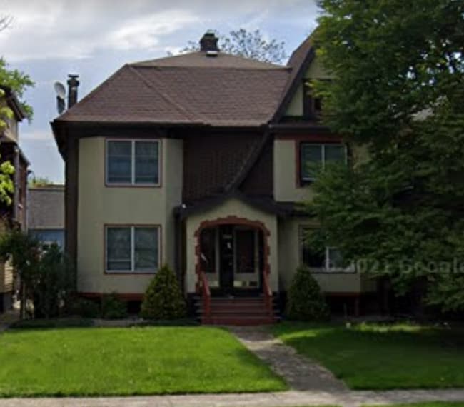 121 McKinley Pkwy, Unit 1