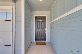 425 Spiny Lizard Ln in San Marcos, TX - Building Photo - Building Photo