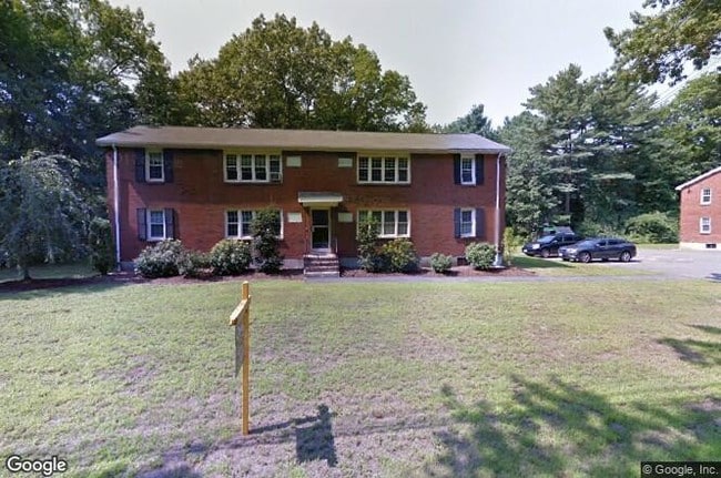 66 Haskell St, Unit #4 in Westborough, MA - Foto de edificio - Building Photo
