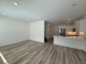 2537 Little Rock Lane in Simi Valley, CA - Building Photo - Building Photo