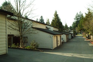 15638 8th Ave SW in Burien, WA - Building Photo - Building Photo