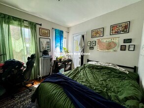 692 Columbia Rd, Unit 1 in Boston, MA - Building Photo - Building Photo