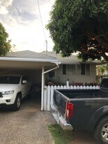 938 Punahele Pl in Honolulu, HI - Building Photo