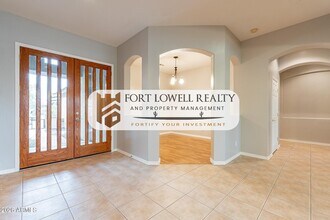 13354 W San Miguel Ave in Litchfield Park, AZ - Foto de edificio - Building Photo