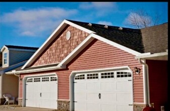 38819 Renwood Ave in Avon, OH - Building Photo - Building Photo