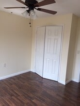20 E Sellers Ave, Unit 2nd floor in Ridley Park, PA - Foto de edificio - Building Photo
