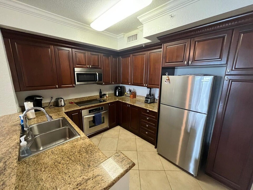 2109 Renaissance Way in Boynton Beach, FL - Building Photo