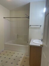 696 South St in Highland, NY - Building Photo - Building Photo