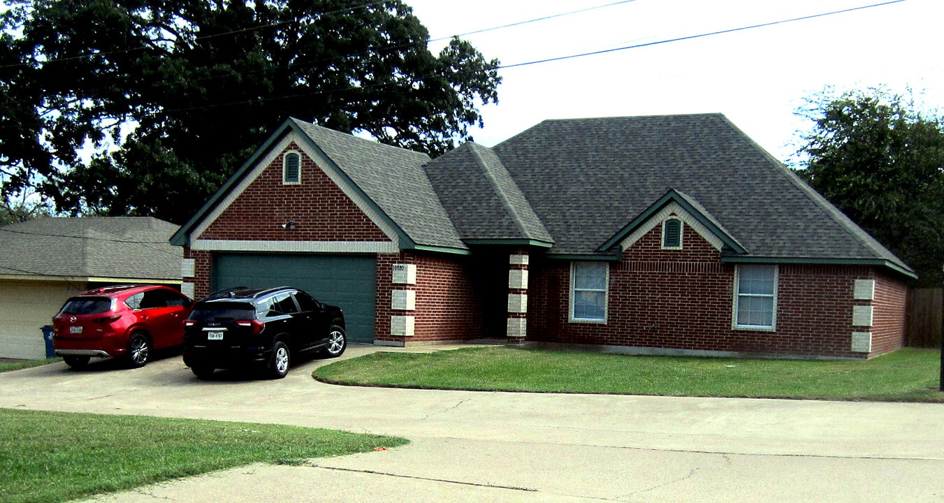 10880 Park Pl in Brownsboro, TX - Building Photo