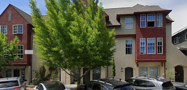 576 2nd St in Lake Oswego, OR - Building Photo - Building Photo