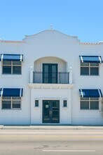 402 NW 12th Ave in Miami, FL - Building Photo - Building Photo