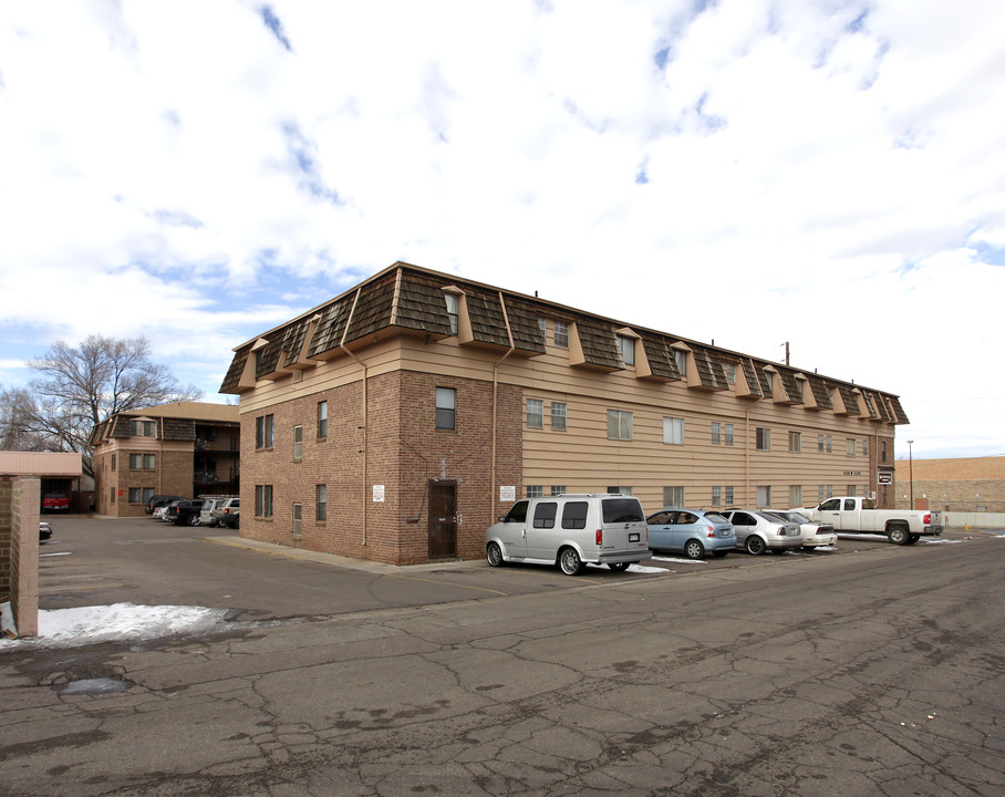 Williamsburg Community in Denver, CO - Foto de edificio