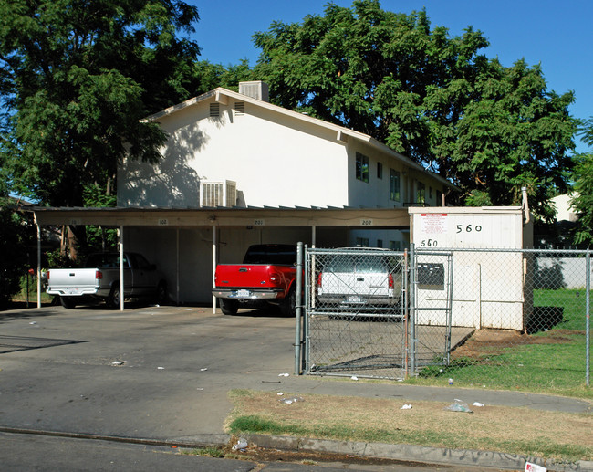 560 S Backer Ave in Fresno, CA - Building Photo - Building Photo