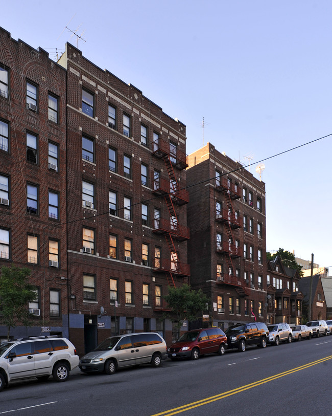 3138 Bailey Ave in Bronx, NY - Building Photo - Building Photo