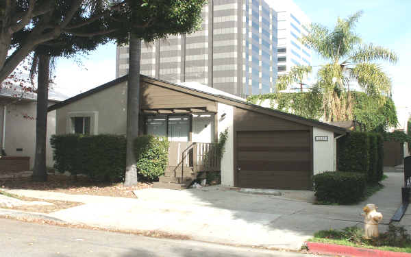 1227 Franklin St in Santa Monica, CA - Foto de edificio