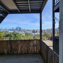 1306 Manhattan Ave, Unit BR in Union City, NJ - Building Photo