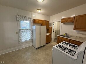 6 S Madison St in Greencastle, IN - Building Photo - Building Photo