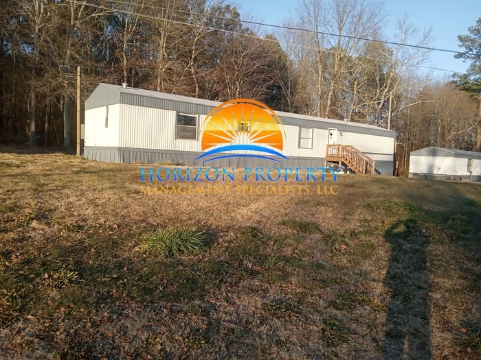 201 Benton Ln in Arab, AL - Building Photo