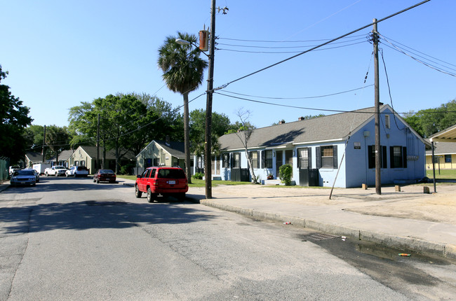 125 Alexander St in Charleston, SC - Building Photo - Building Photo