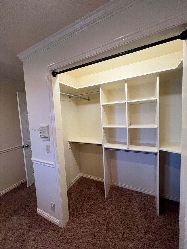 1002 Hillside Dr in Provo, UT - Building Photo - Building Photo
