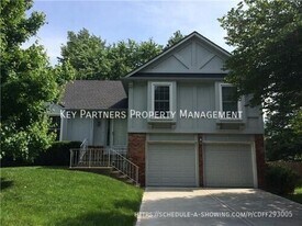 2147 E 152nd St in Olathe, KS - Building Photo