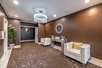 Sunset Ridge at Totowa in Totowa, NJ - Building Photo - Lobby