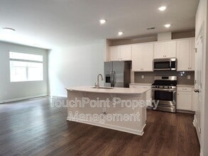 14041 Castle Nook Dr in Charlotte, NC - Building Photo - Building Photo