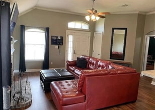 369 Gaston Ln in Bossier City, LA - Building Photo - Building Photo