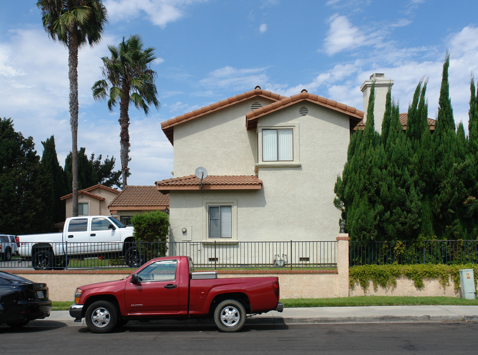 2836-2908 Unicornio St in Carlsbad, CA - Building Photo