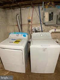 207 E Cambria St photo'