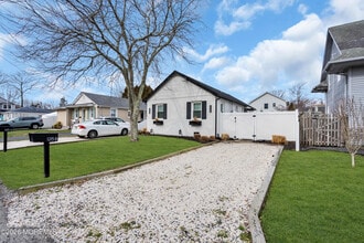 1215 Lister St in Point Pleasant, NJ - Building Photo - Building Photo