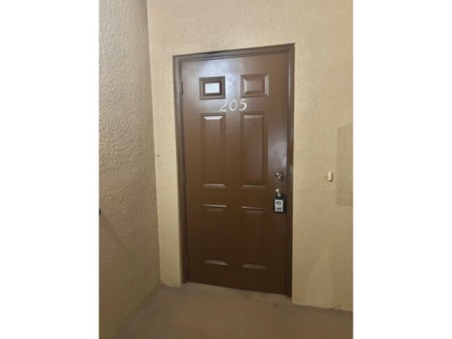 1076 Winding Pines Circle in Cape Coral, FL - Building Photo - Building Photo