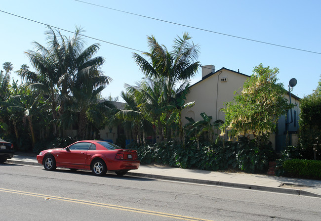 1132 Poli St in Ventura, CA - Building Photo - Building Photo